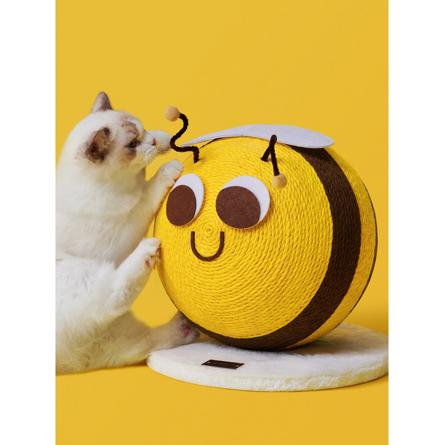 VETRESKA BEE CAT SCATHING BALL