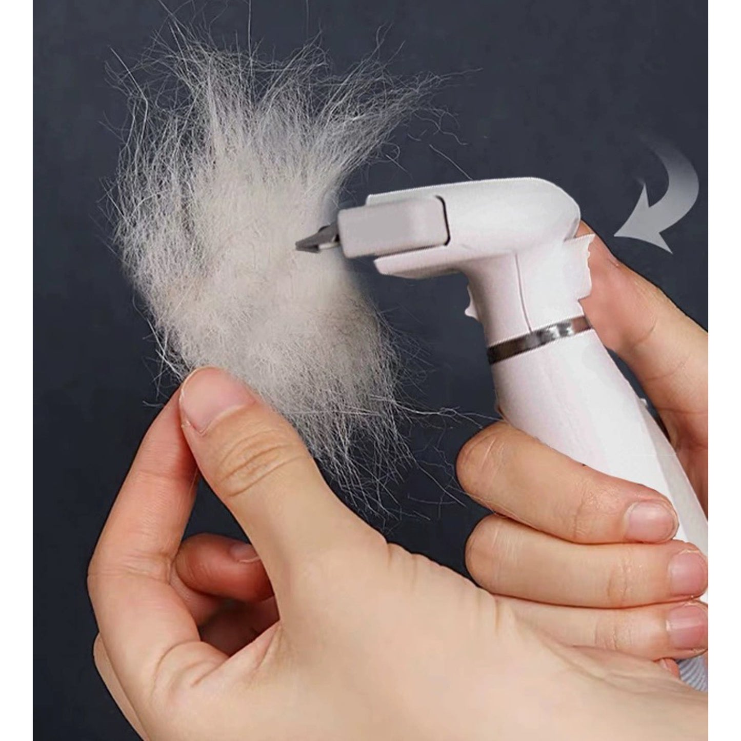PAWBBY PET DE-SHEDDING BRUSH