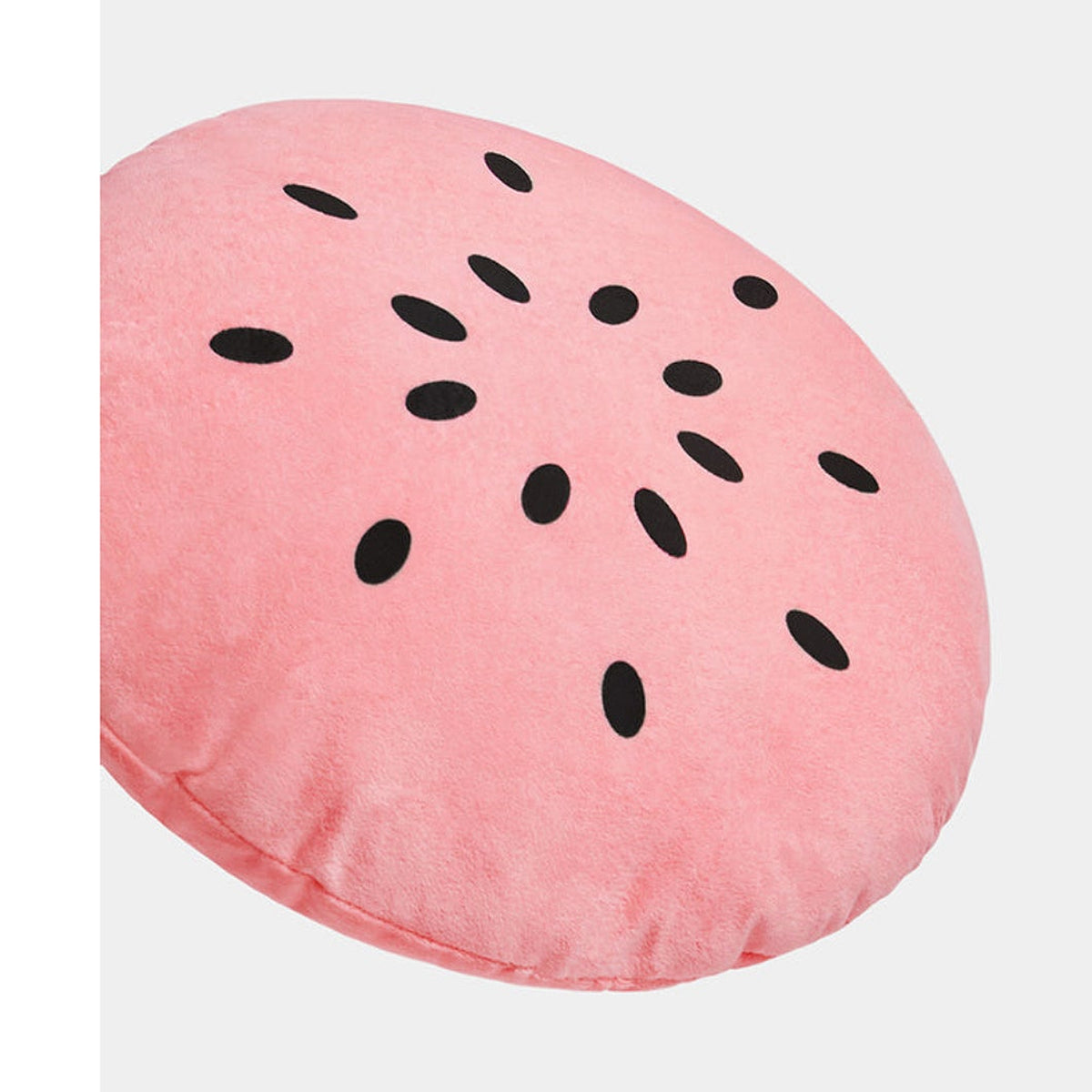 Watermelon cushion detail for VETRESKA rattan pet bed, corrected effective square composition [Comparison: corrected after original 5, 2026-09-10]