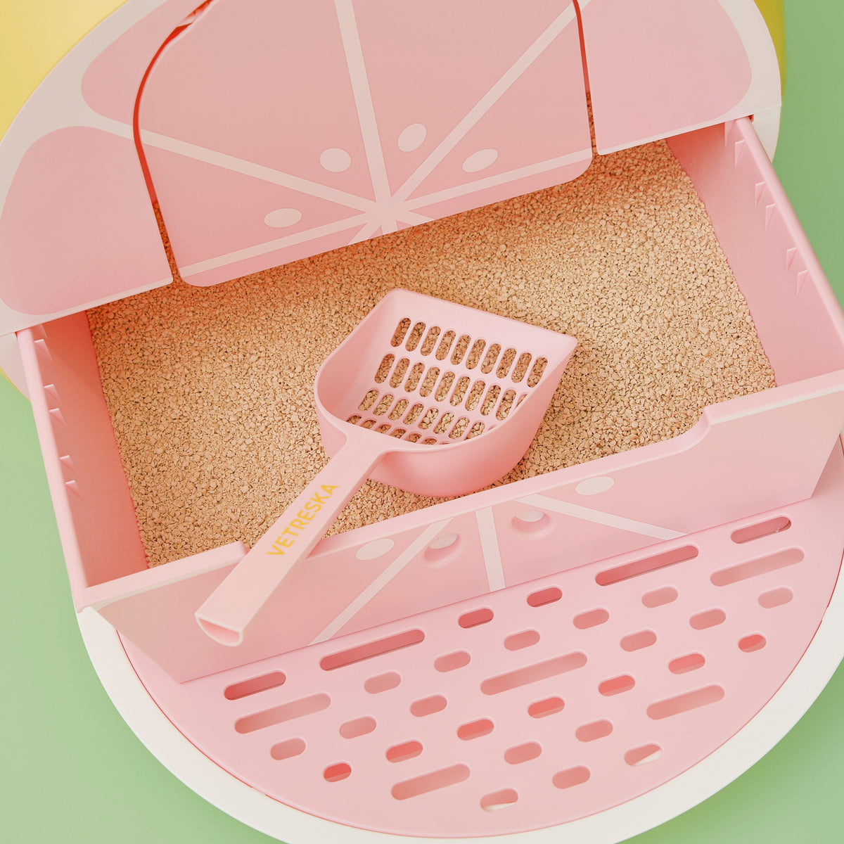 VETRESKA Fruity Kitty Kove Litter Box - Grapefruit design open drawer and scoop set [Gallery: Grapefruit]