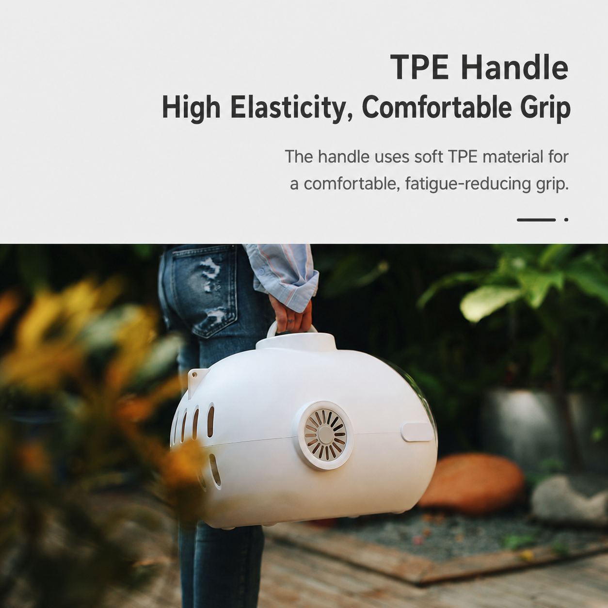AIWO capsule pet carrier TPE handle [Gallery: Detail]