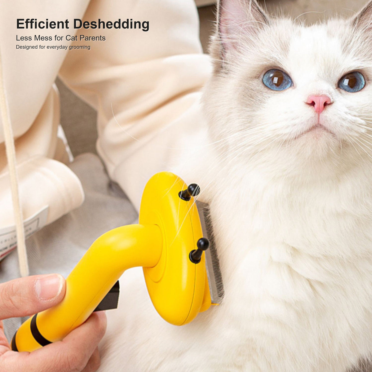 Aiwo bee-shaped deshedding brush for cats and dogs