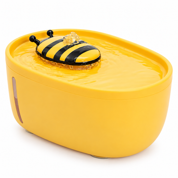 Little Bee Pet Water Fountain | clean white SKU hero | FULL_FRAME_OUTPAINT | collection batch1