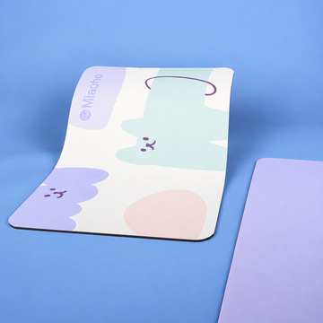 Miaoho Kitty Family Pet Food Mat | detail image 2 | square correction | FULL_FRAME_OUTPAINT_TEXT_LAYOUT_REBUILD | 20260919
