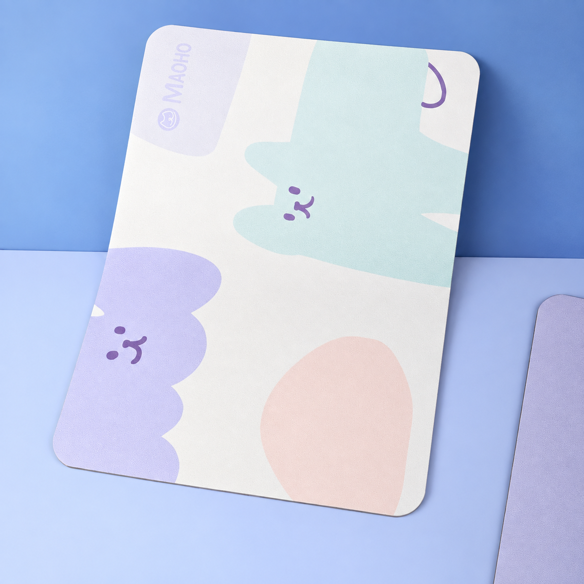 Miaoho Kitty Family Pet Food Mat | detail image 3 | square correction | FULL_FRAME_OUTPAINT_TEXT_LAYOUT_REBUILD | 20260919