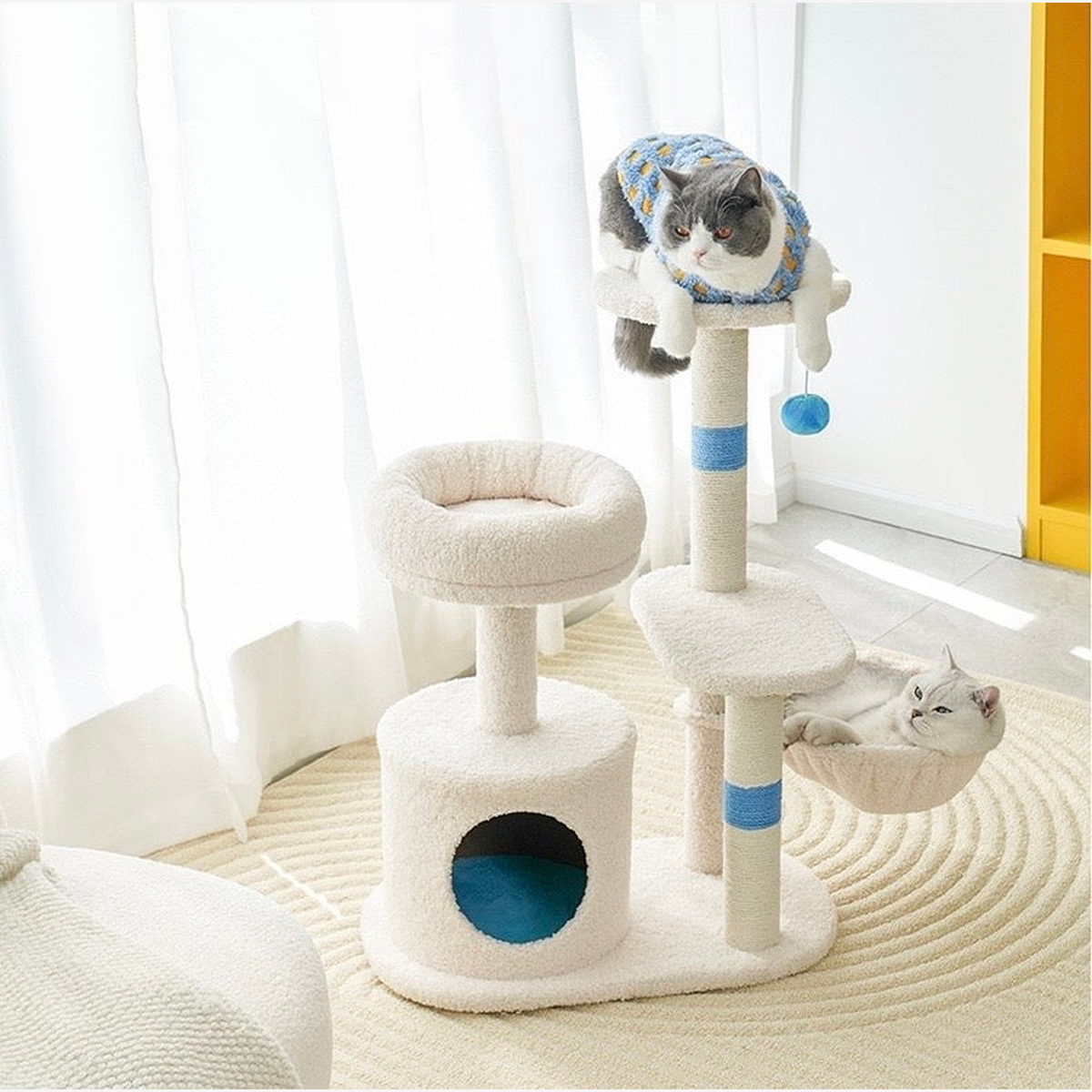 Revised | ZEZE White Cream Style Cat Tree | source image 01 | TEXT_LAYOUT_REBUILD | textLayer=transparent-overlay | complete square