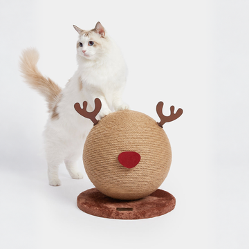VETRESKA REINDEER CAT SCRATCHING BALL | effective 1:1 correction | source image 03 | FULL_FRAME_OUTPAINT v1