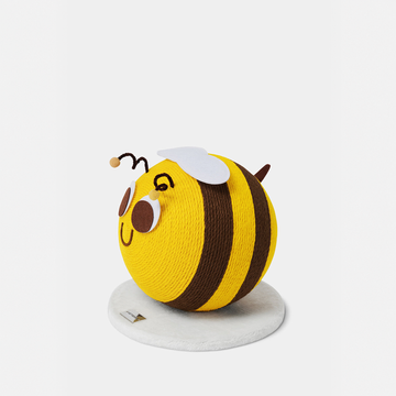 VETRESKA Bee Cat Scratching Ball | effective 1:1 correction | source image 01 | FULL_FRAME_OUTPAINT v3