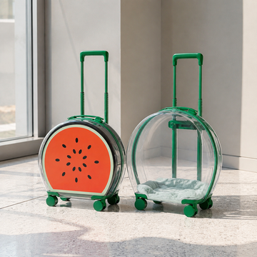 Vetreska Bubble Pet Carrier – Green shared lifestyle scene [Gallery: Shared]