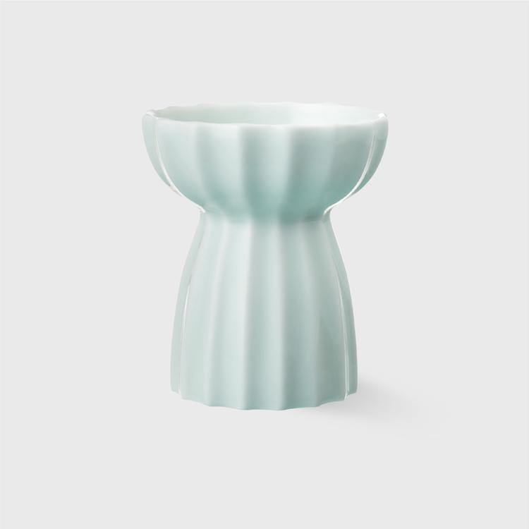 PIDAN Cherish blue porcelain cat bowl front view